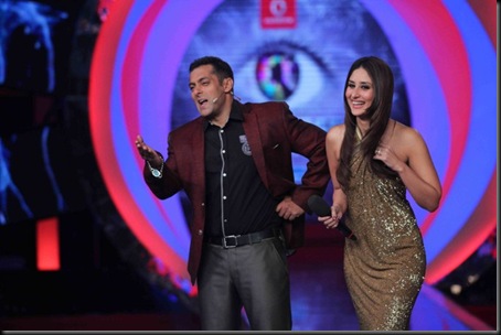 salman-khan-kareena-kapoor-launches-item-song-fevicol-se