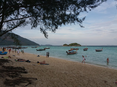 Foto van het strand van het Thai eiland Ko Lipe in de Andamanzee