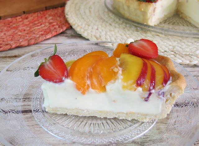 TARTA DE FRUTAS CON CREMA NAMELAKA