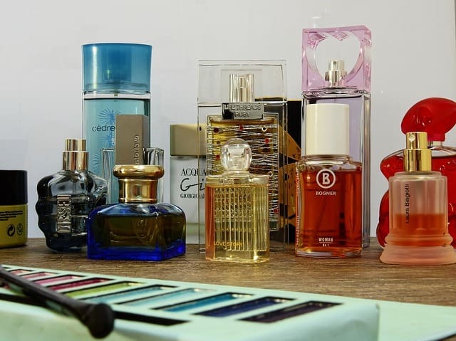 cara memilih parfum yang tahan lama