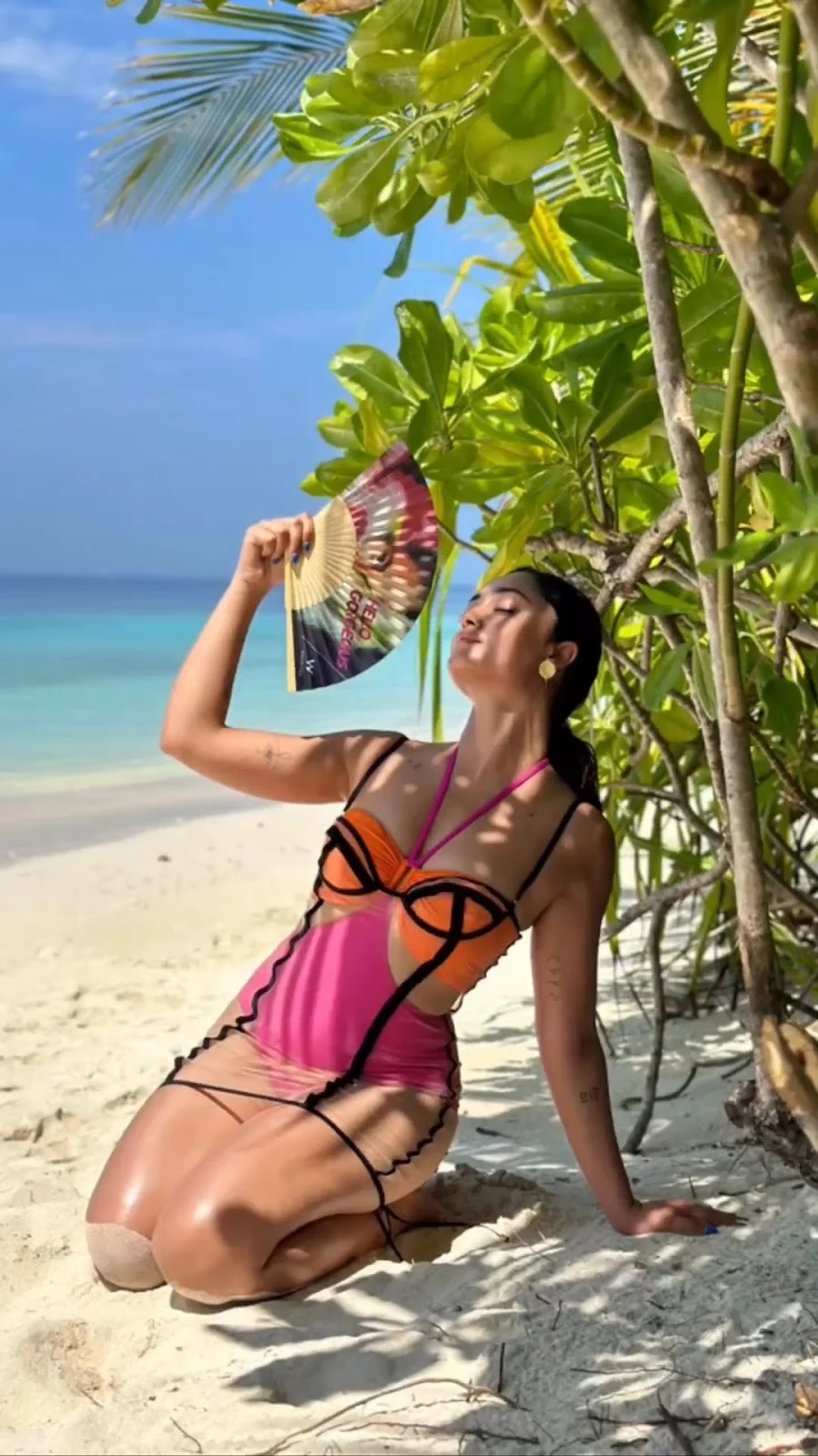 Tridha Choudhury swimsuit curvy legs beach pics maldives