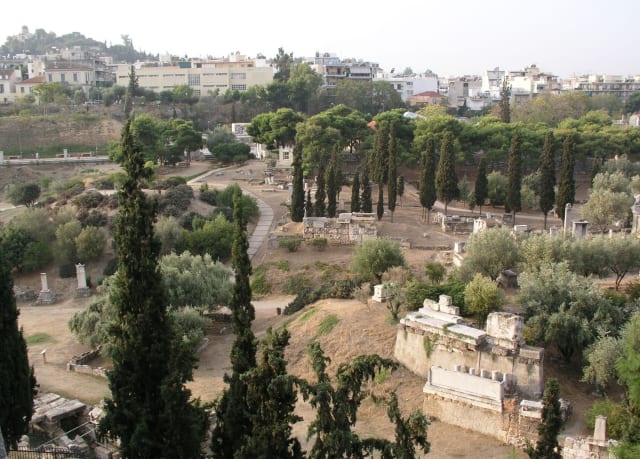 Σημαντική ανακάλυψη στον Κεραμεικό: Βρέθηκαν αρχαίες πινακίδες με κατάρες μέσα σε πηγάδι