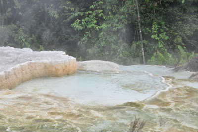 Hasil gambar untuk kawah putih tinggi raja