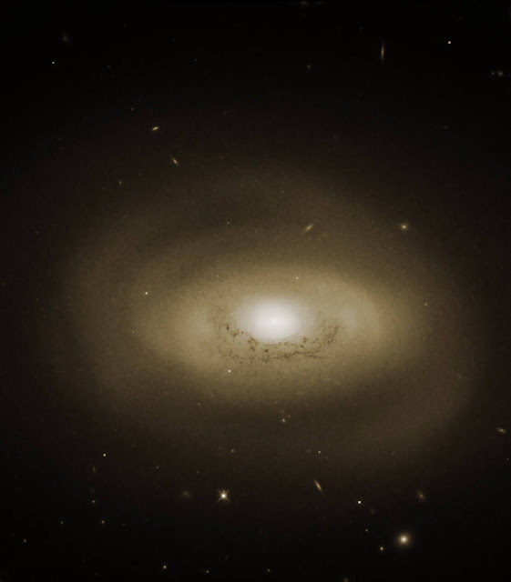 caldwell-40-galaksi-spiral-di-rasi-leo-informasi-astronomi