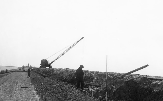Строительство плотины Хутрибдейк