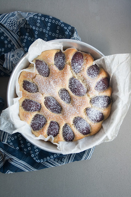 Torta estiva con le prugne