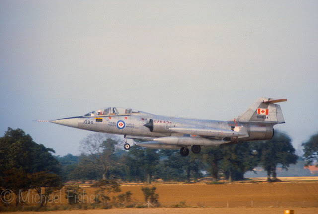 104634/634 F-104D RCAF  RAF Bentwaters