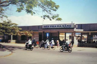 Tím màu kỷ niệm