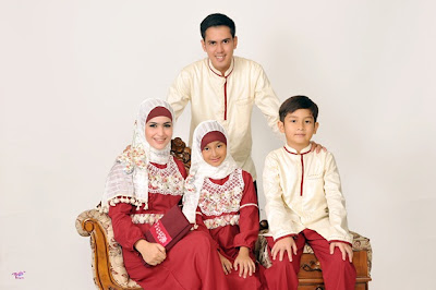 25 Desain Baju Muslim Keluarga Untuk Lebaran 2019 Update 