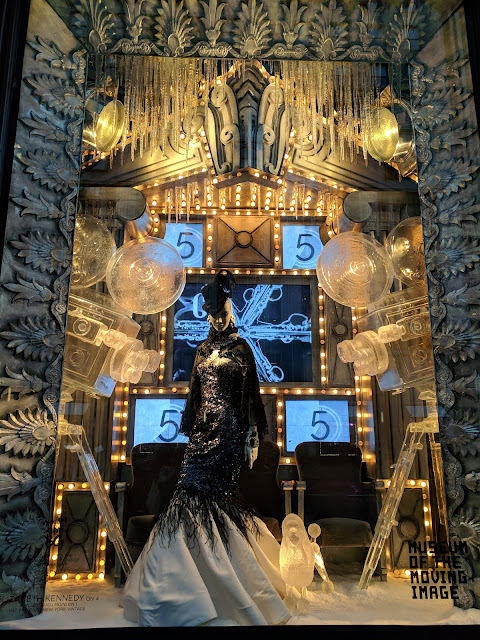 Різдвяні вітрини Нью-Йорку - Bergdorf  (Bergdorf Holiday Windows, New York)