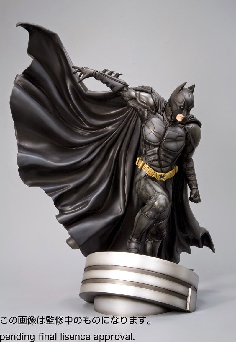 Dark Knight Batman Dark Knight Batsuit Artfx Statue Reviews 2