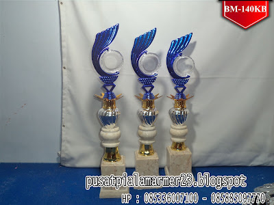 piala base marmer