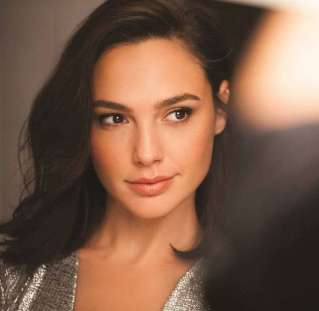 Gal Gadot Wiki, Husband, Age, Height, Weight, Family, Biography & More