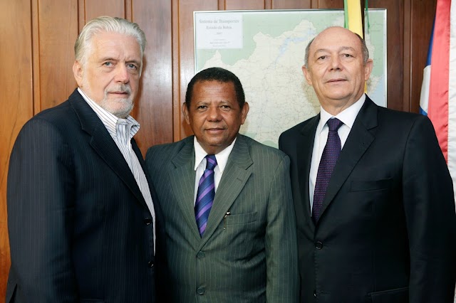 ROMILDO PARTICIPA DE AUDIÊNCIA COM O GOVERNADOR JAQUES WAGNER