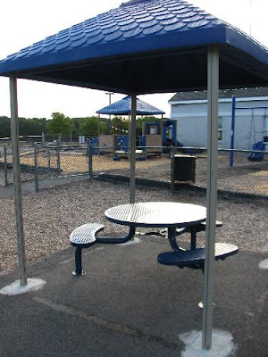 Picnic Table Coombs Elementary