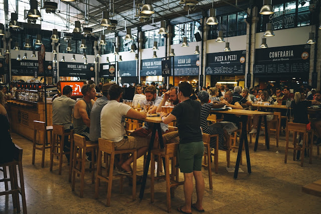 リベイラ市場（Mercado Da Ribeira）