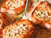 PORK CHOPS IN CREAMY WHITE WINE SAUCE