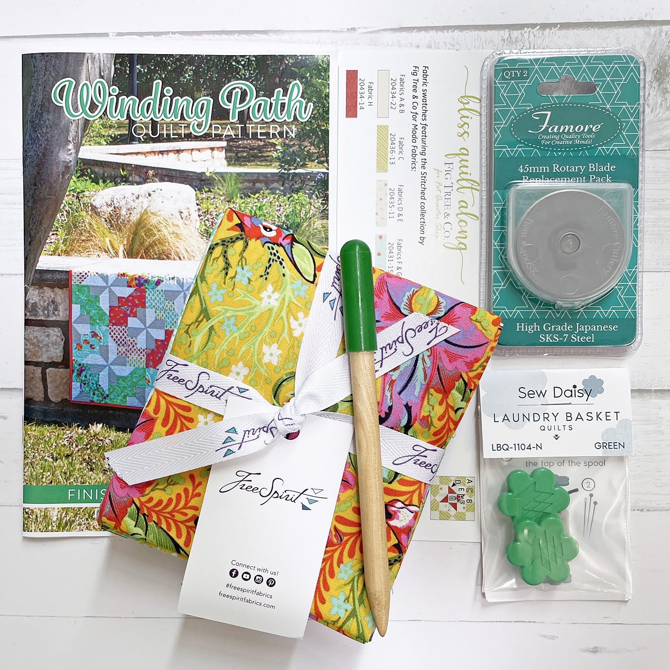 A Bit of Scrap Stuff - Sewing, Quilting, and Fabric Fun: Sew Sampler Box -  June