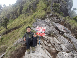 Ekpedisi Wonosobo triple summit 3 Puncak Gunung dengan Gunung Sumbing 3371dpl jalur Garung, Gunung Sindoro 3153 jalur Kledung, dan Gunung Prau 2526 mdpl jalur Patak Banteng.