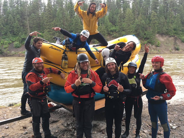 Whitewater Raft Guide Schools