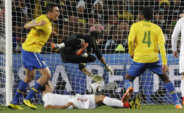Brasil passa fácil pelo Chile e revive duelo com a Holanda em Copas