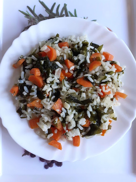 arroz com algas wakame