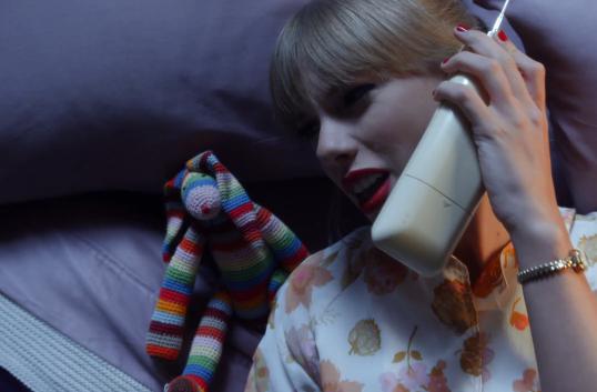 Chasing A Dream We Are Never Ever Getting Back Together Taylor Swift Lyrics Chasing A Dream We Are Never Ever Getting Back Together Taylor Swift Lyrics