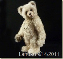 LandauStanding(3)1000