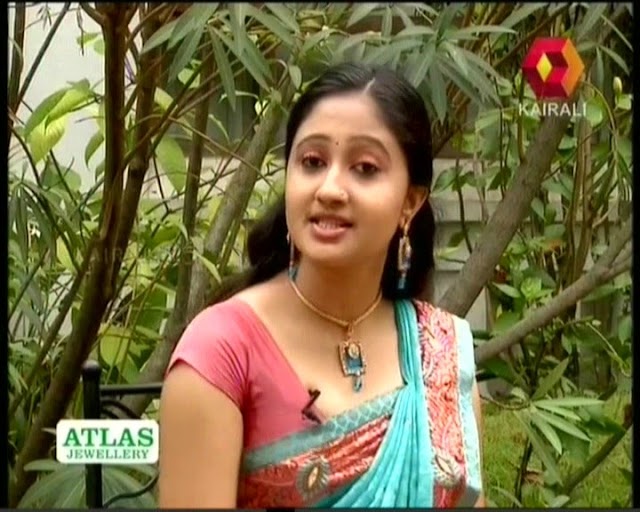 kairali tv big screen anchor Gopika Gopakumar