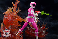 Lightning Collection Mighty Morphin Pink Ranger & Zeo Pink Ranger 38