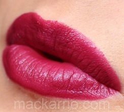 c_AfterDarkRevolutionLipstickUrbanDecay14