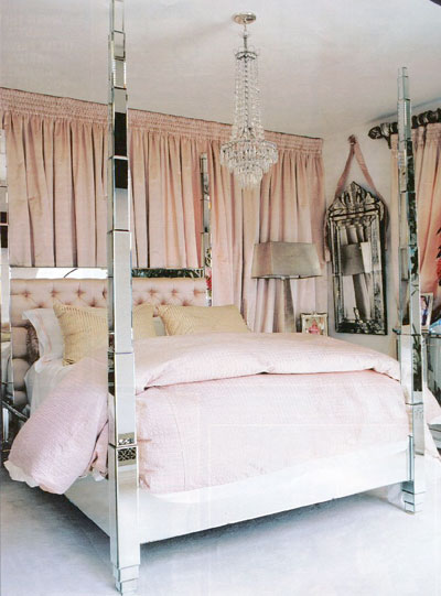 Bedroom Furniture  Teenagers on Touch Of Luxe  Paris Hilton Bedroom And Closet