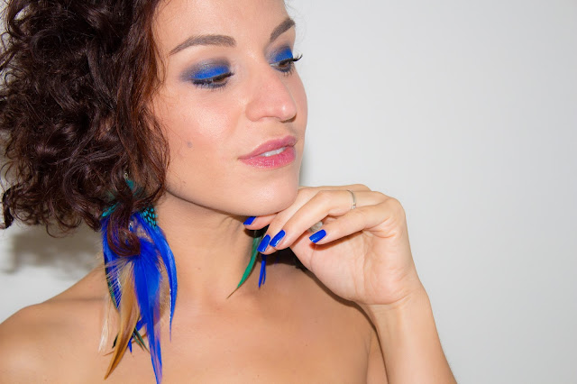 maquillage-bleu-electrique-marc-jacobs-eyeconic-smartorial