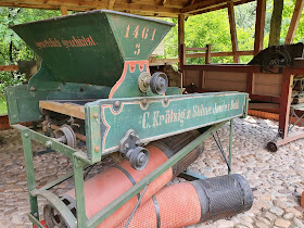 Polska z dzieckiem - podróże z dzieckiem - atrakcje dla dzieci na Opolszczyźnie - skansen w Bierkowicach - Muzeum Wsi Opolskiej - blog o podróżach z dzieckiem - muzeum dla dzieci