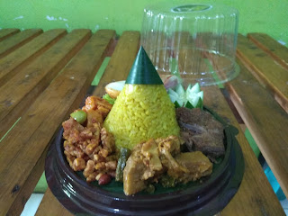 Tumpeng Mini