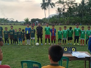 Sambut Perayaan Hari Ulang Tahun Kemerdekaan Republik Indonesia Karang Taruna Adakan Turnamen Sepak Bola Di Desa Cibuntu