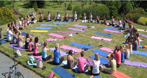 Meditation in Nepal | Nepal Yoga Teacher Training and Retreat Center