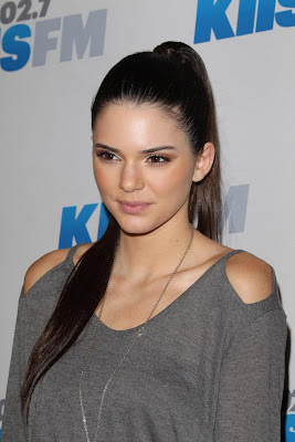 Kendall Jenner Cute and Sexy Leggy at KIIS FM’s Jingle Ball 2012 in Los Angeles