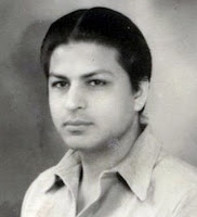 Taj Mohammad Khan, Ayah Shah Rukh Khan