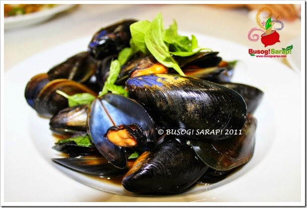 MY FIRST MUSSELS © BUSOG! SARAP! 2011