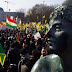 Γερμανία: «Σείστηκε» το Βερολίνο από χιλιάδες διαδηλωτές κατά του Ερντογάν και της Τουρκίας 