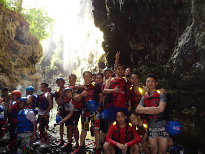 Body rafting green canyon pangandaran indonesia