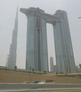 Emiratos Árabes Unidos, Dubai,  Sheik Zayed Road.