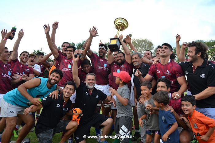 Los Mayuatos se quedaron con la copa @ImperialARG al vencer a @brasilrugby por 30 a 29 #VamosMayuatos. Foto de Jorge Skaf para Norte Rugby.