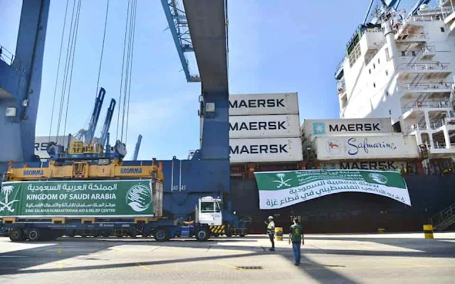 Saudi Arabia sends its 6th Relief Ship for Gaza people in Palestine - Saudi-Expatriates.com