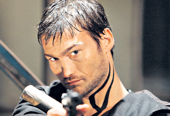 andy whitfield