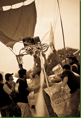 Hot Air Balloon Putrajaya 2011 (53)