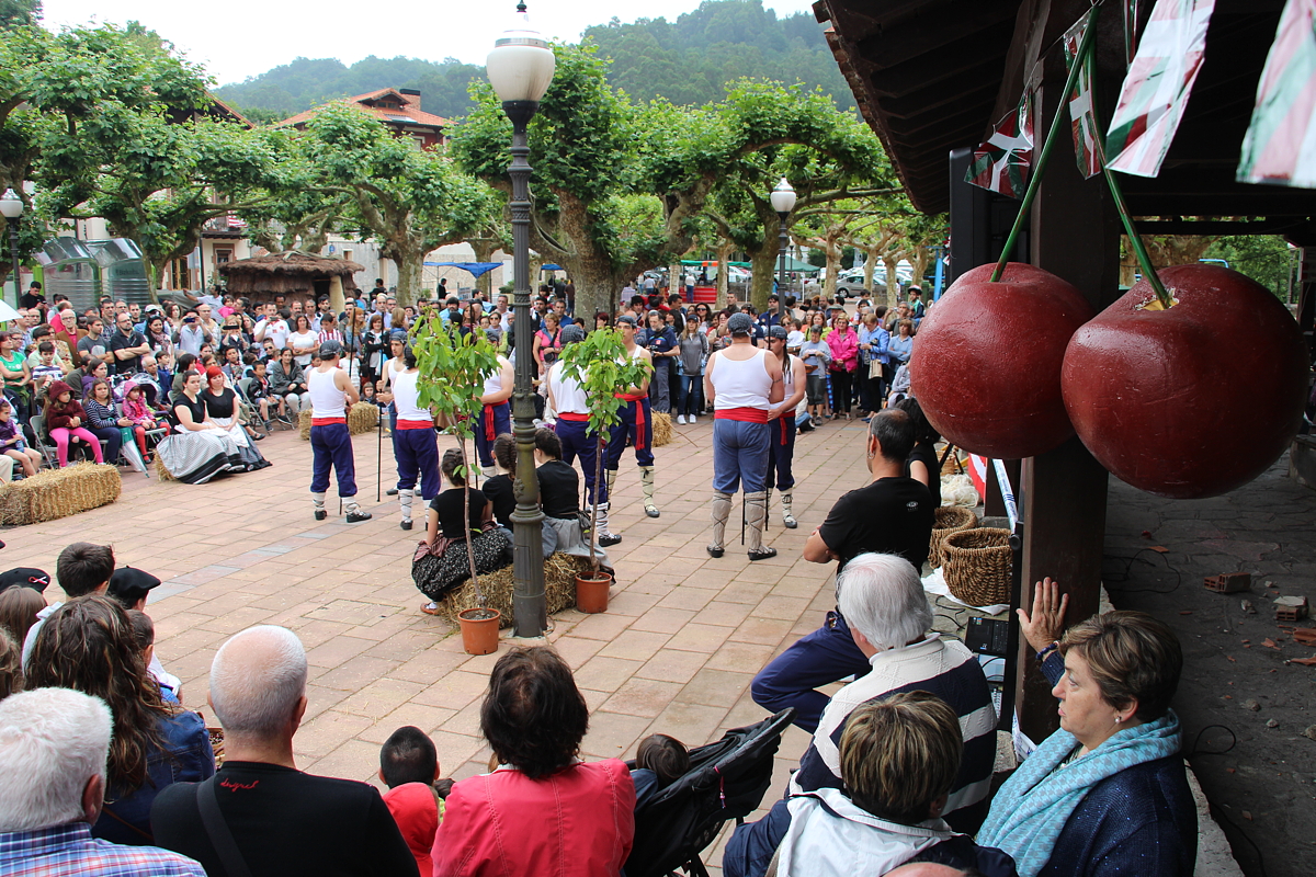 Fiesta de la Cereza 2015