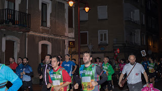 La Korrika cruza Barakaldo de madrugada