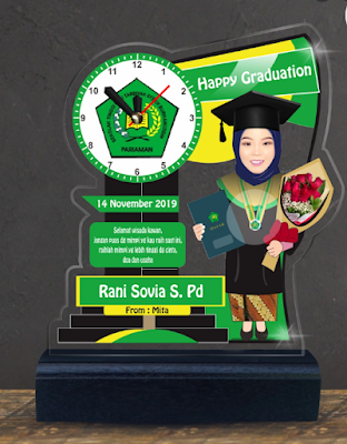 ares trophy,ares printz,produksi piala,jual piala wisuda,grosir plakat wisuda,toko piala,souvenir wisuda,medali murah,plakat murah,piala murah,plakat akrilik murah,piala akrilik,medali akrilik